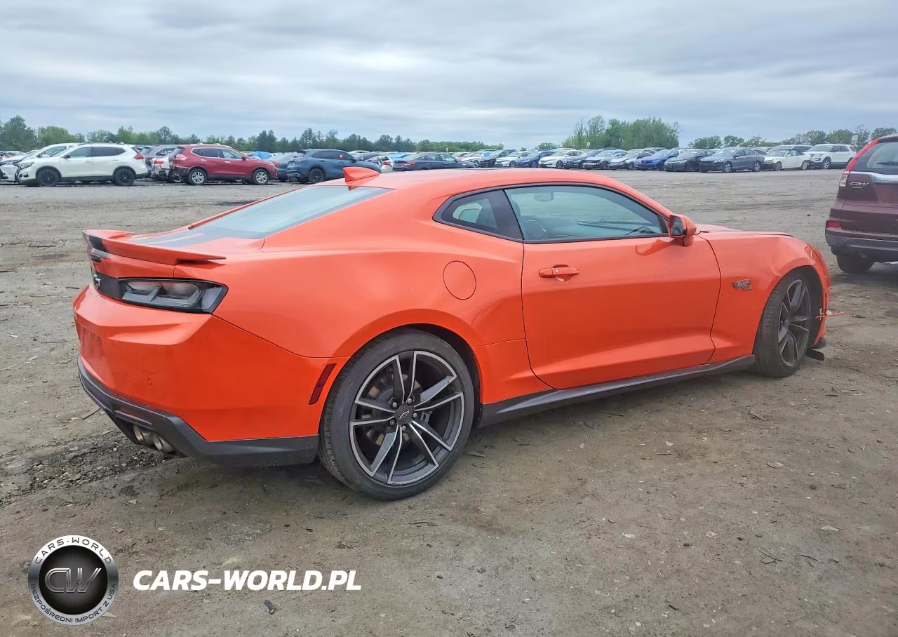 2018 Chevrolet Camaro Lt VIN:1G1FD1RS6J0183939 - 2