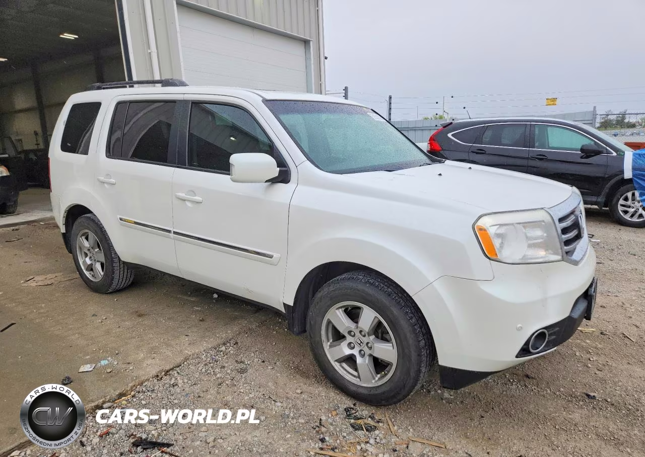 2012 Honda Pilot Touring VIN:5FNYF4H99CB028851 - 4
