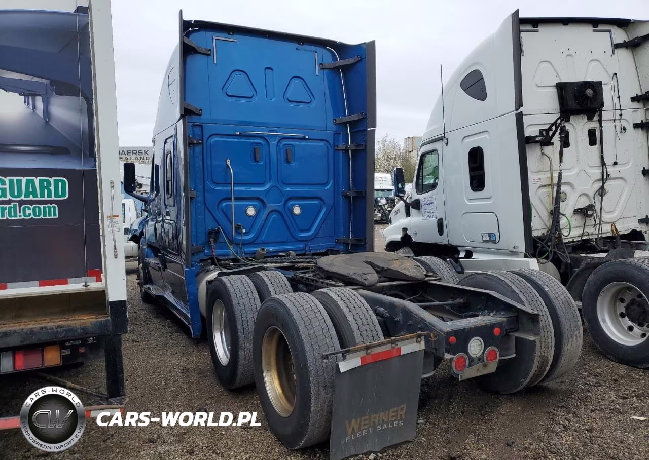 2020 Freightliner Cascadia 126 Semi Truck VIN:3AKJHHDRXLSLR4692 - 3