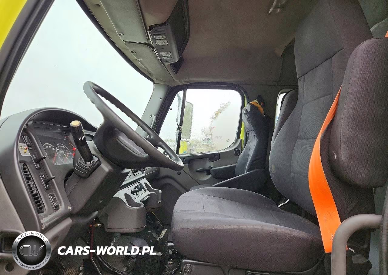 2018 Freightliner M2 106 Ambulance VIN:1FVACWFC7JHJR9247 - 7