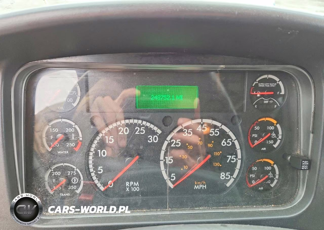 2018 Freightliner M2 106 Ambulance VIN:1FVACWFC7JHJR9247 - 9