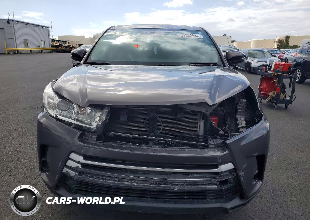 2018 Toyota Highlander Le VIN:5TDZARFHXJS036430 - 5