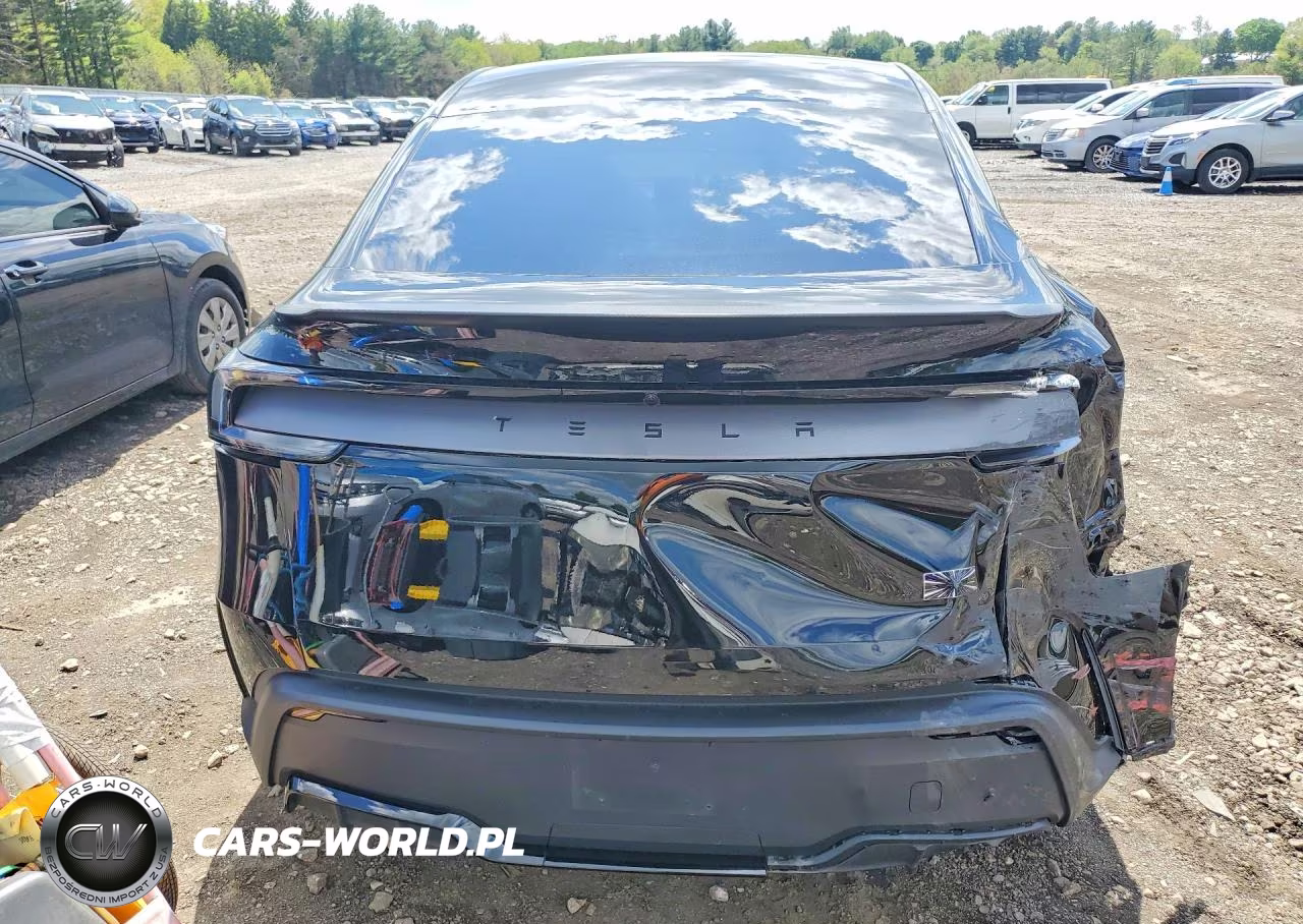 2026 Tesla Model Y VIN:7SAYGDET9TA629092 - 6