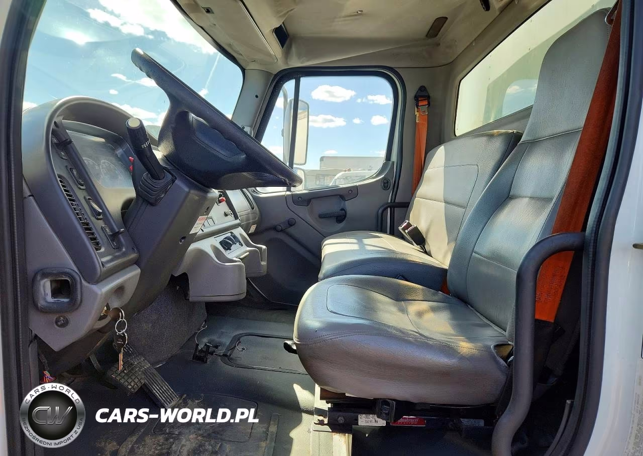 2007 Freightliner Business Class M2 Box Truck VIN:1FVACXDC87DZ41308 - 7