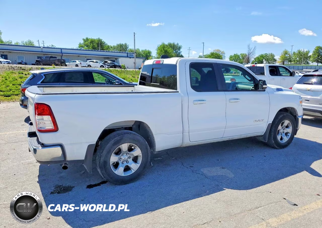 2022 Ram 1500 Big Horn VIN:1C6RREBG2NN372882 - 3