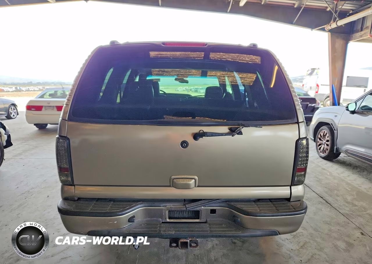 2004 Chevrolet Tahoe C1500 VIN:1GNEC13V94R212110 - 6