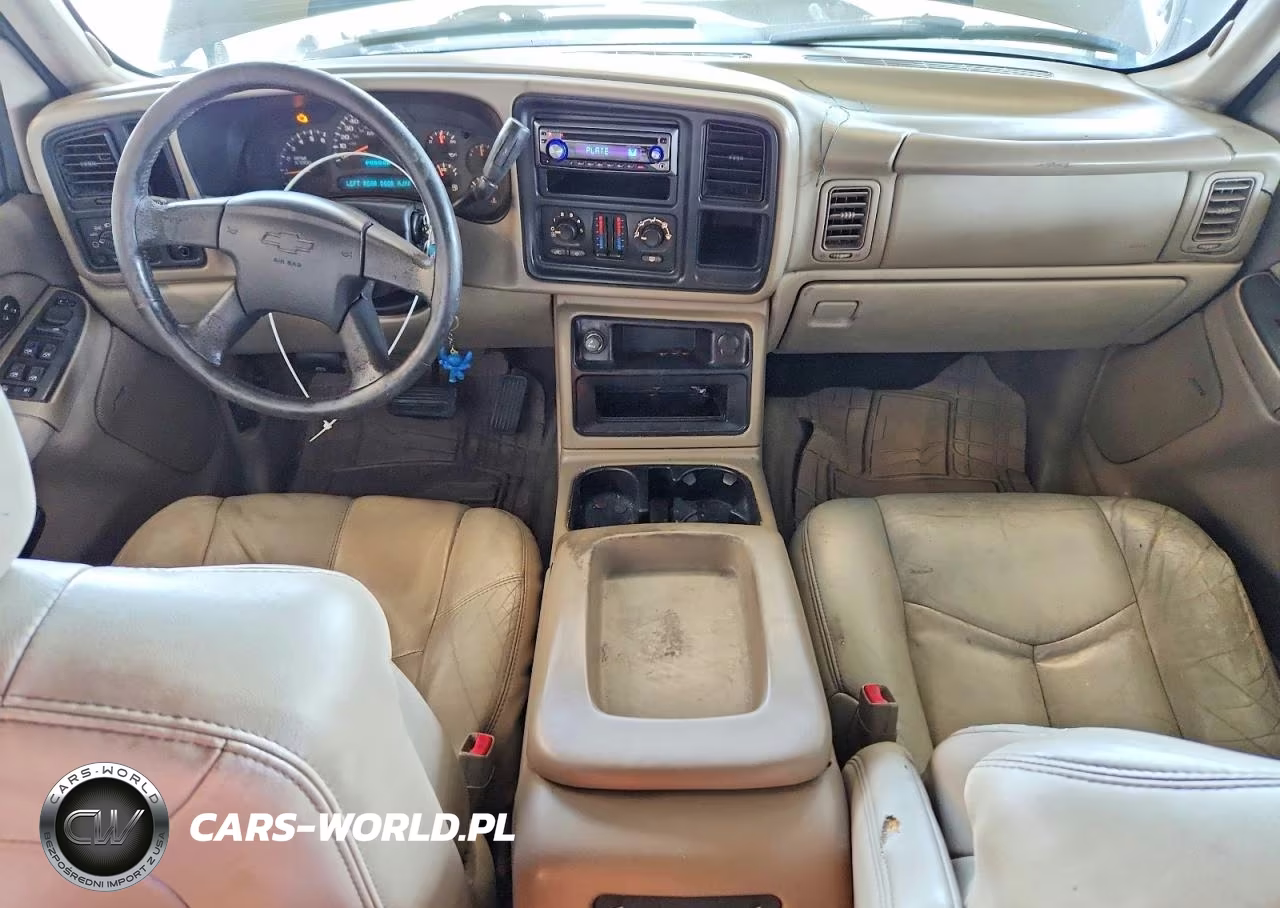 2004 Chevrolet Tahoe C1500 VIN:1GNEC13V94R212110 - 8