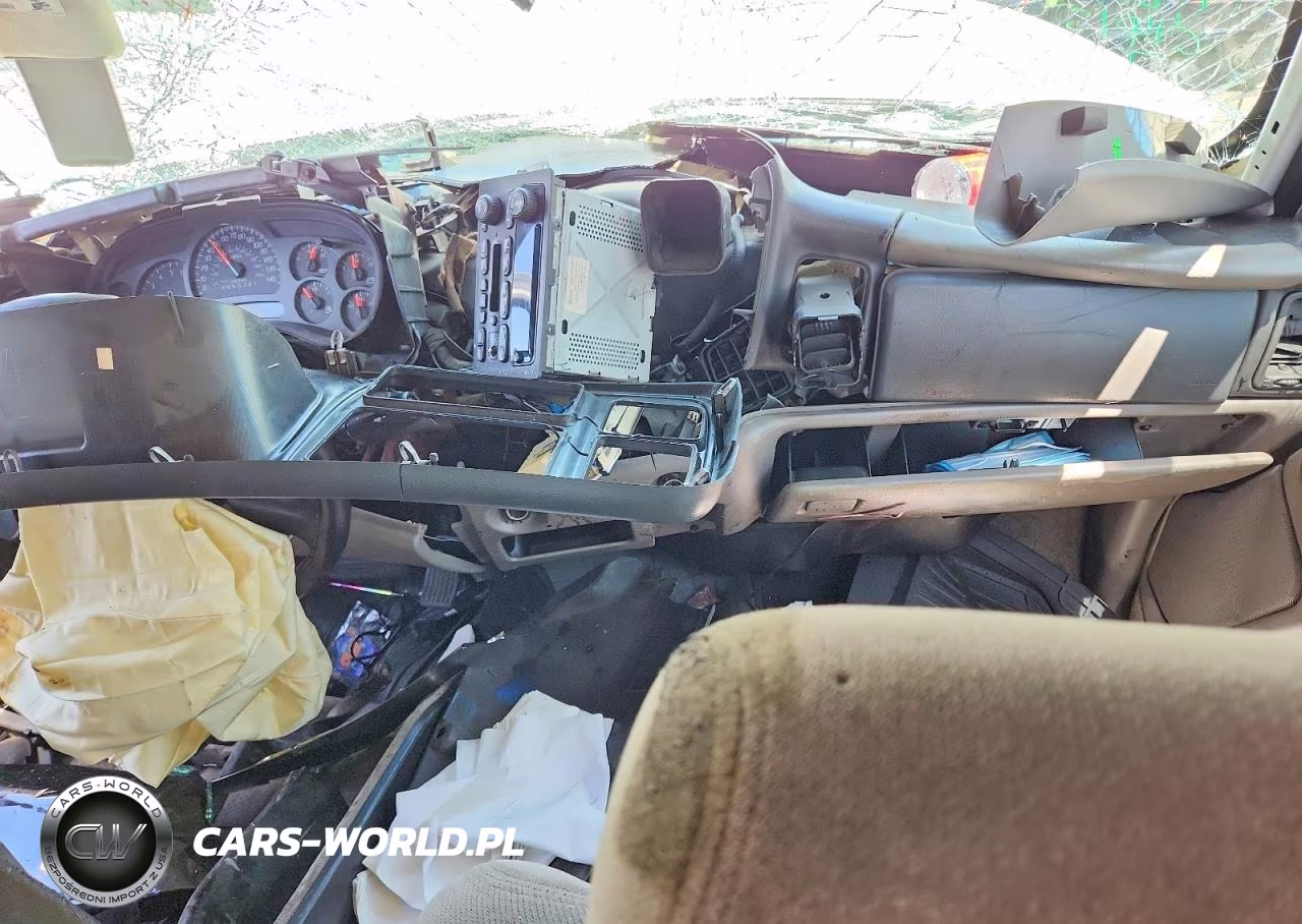 2003 GMC Yukon VIN:1GKEC13V13R126852 - 8