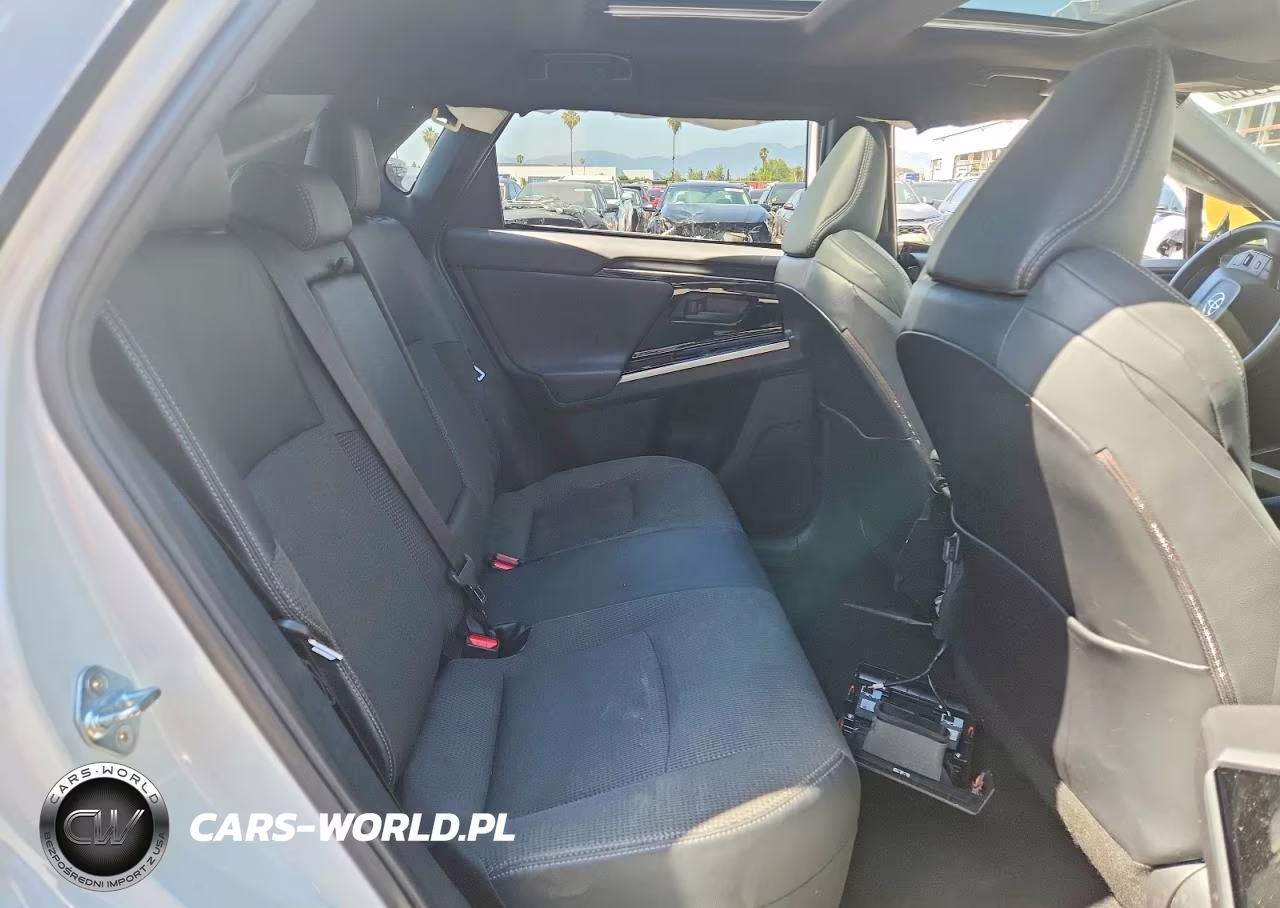 2023 Toyota Bz4X Xle VIN:JTMAAAAAXPA001093 - 11