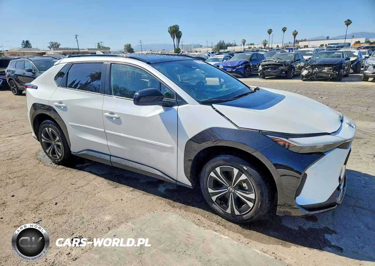 2023 Toyota Bz4X Xle VIN:JTMAAAAAXPA001093 - 4