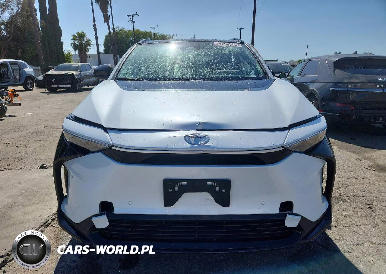 2023 Toyota Bz4X Xle VIN:JTMAAAAAXPA001093 - 5