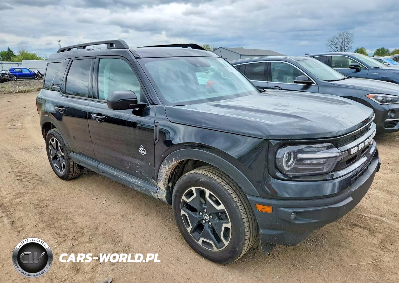 2022 Ford Bronco Sport Outer Banks VIN:3FMCR9C66NRE24647 - 4