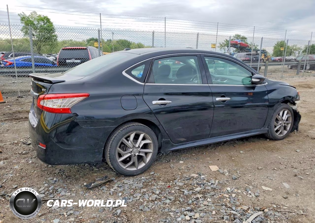 2015 Nissan Sentra Sr VIN:3N1AB7AP9FY297743 - 3
