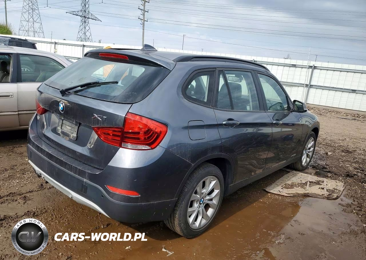 2013 BMW X1 xDrive28I VIN:WBAVL1C52DVR91394 - 3