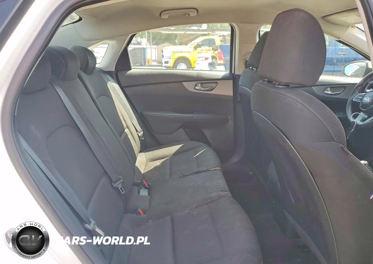 2021 Kia Forte Lxs VIN:3KPF24AD7ME304033 - 10