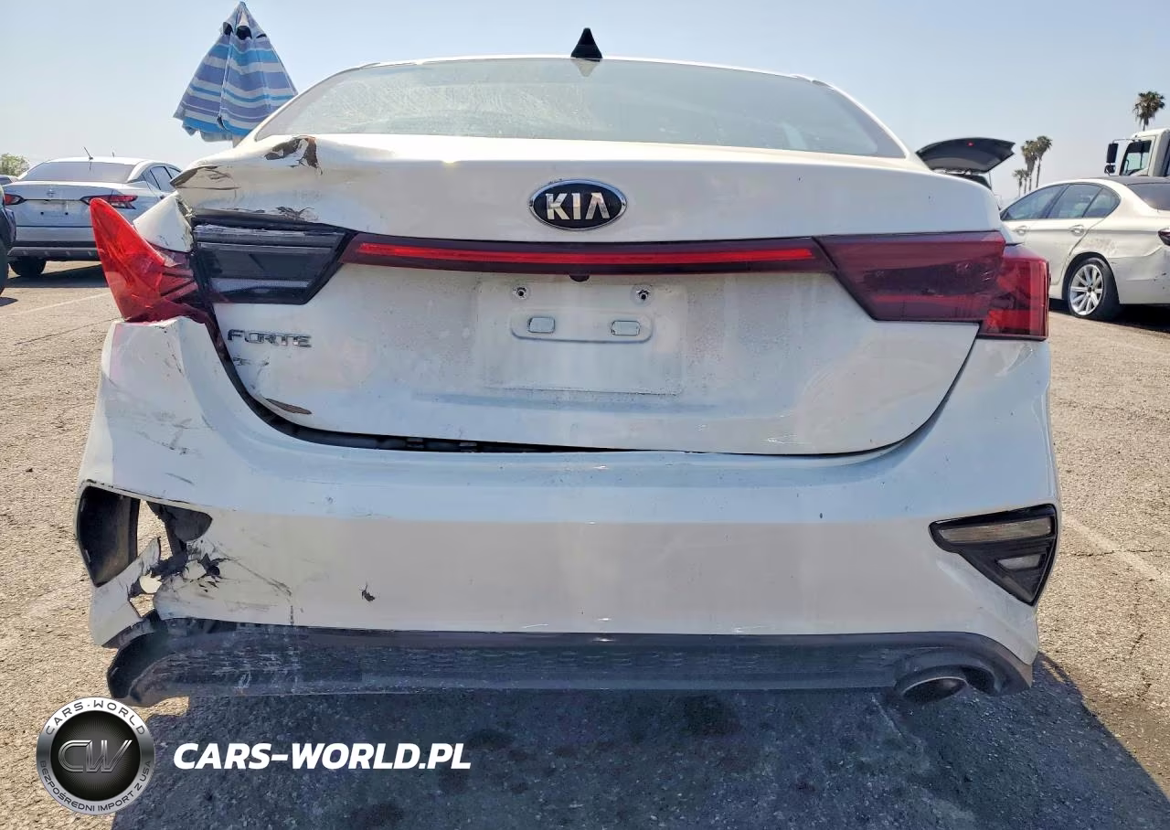 2021 Kia Forte Lxs VIN:3KPF24AD7ME304033 - 6
