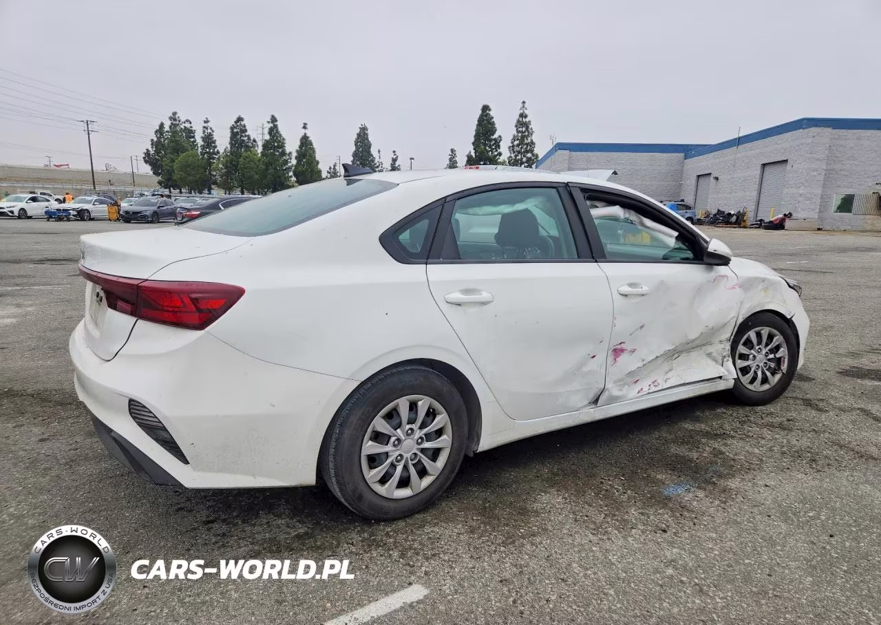 2024 Kia Forte Lx VIN:3KPF24AD8RE784848 - 3