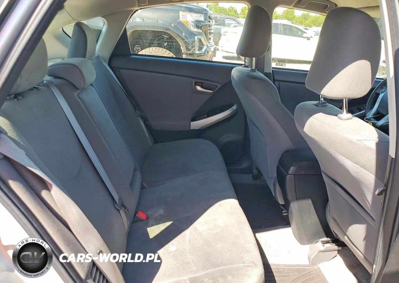2012 Toyota Prius Plug-In Hybrid Base VIN:JTDKN3DP2C3021146 - 10