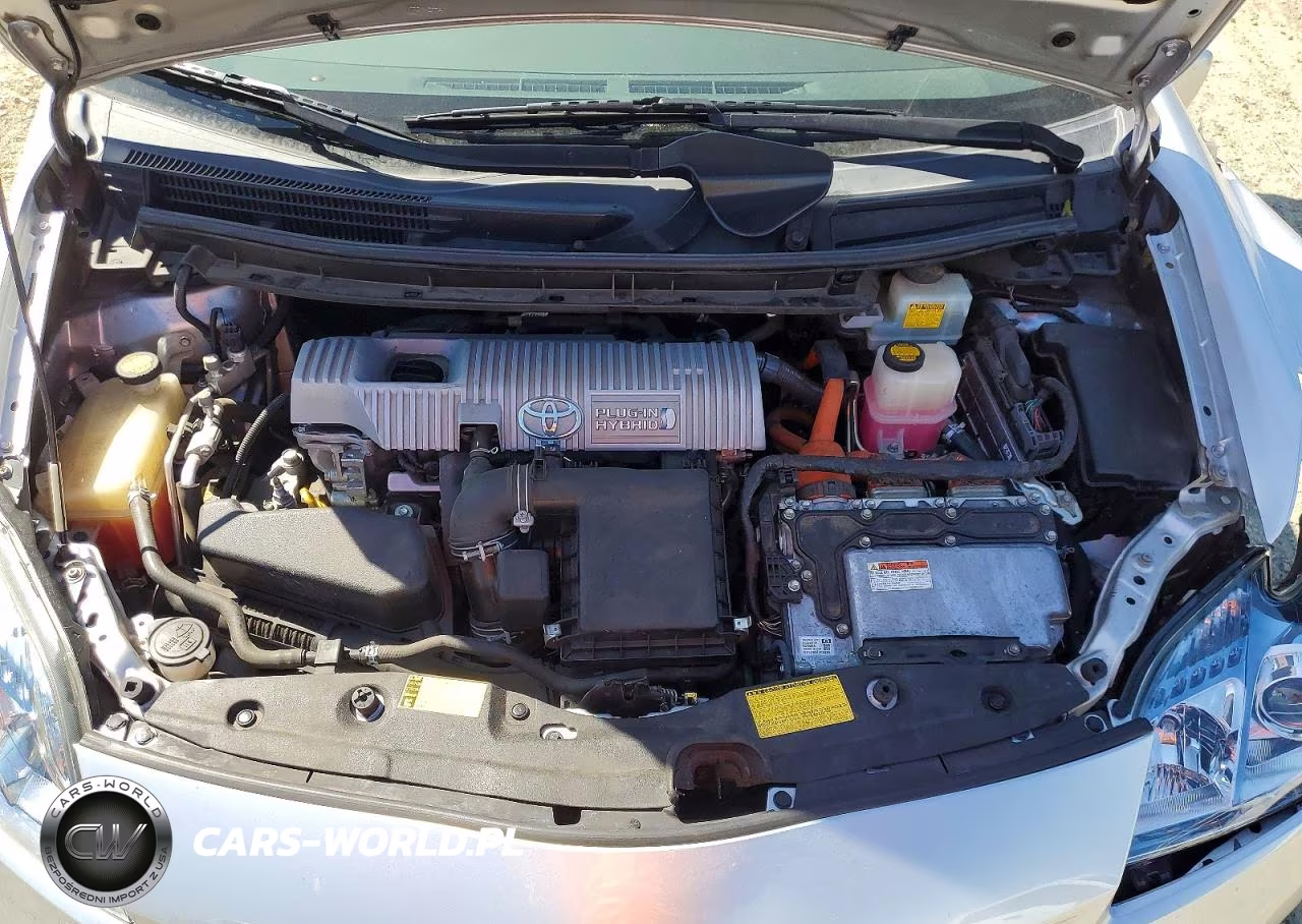 2012 Toyota Prius Plug-In Hybrid Base VIN:JTDKN3DP2C3021146 - 11