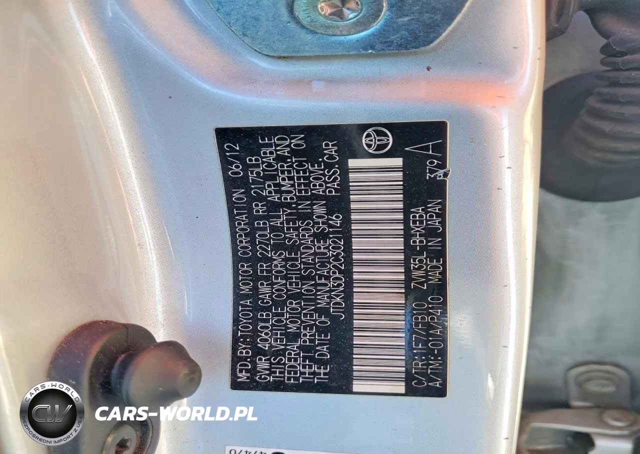 2012 Toyota Prius Plug-In Hybrid Base VIN:JTDKN3DP2C3021146 - 12