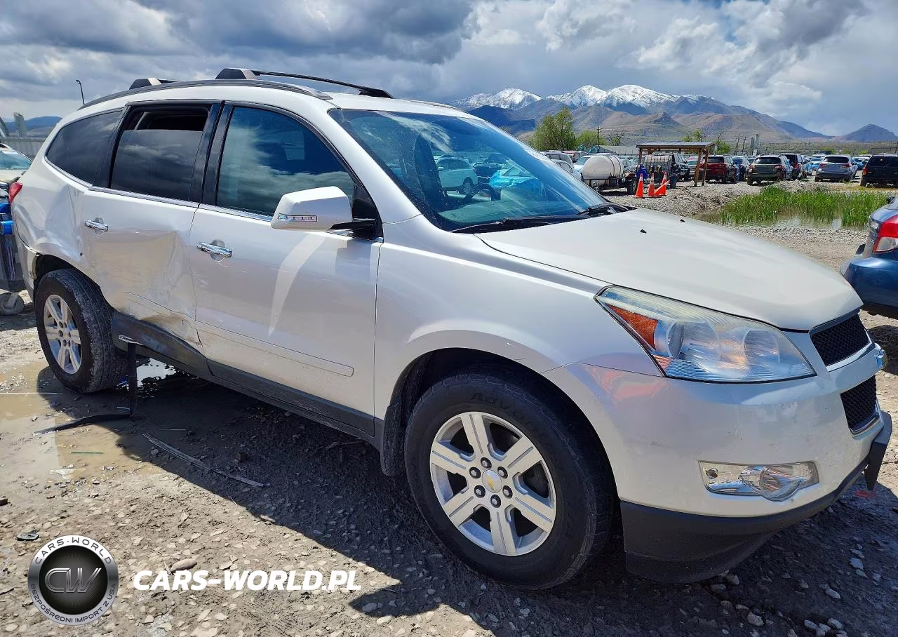 2011 Chevrolet Traverse Lt VIN:1GNKVGED3BJ220686 - 4