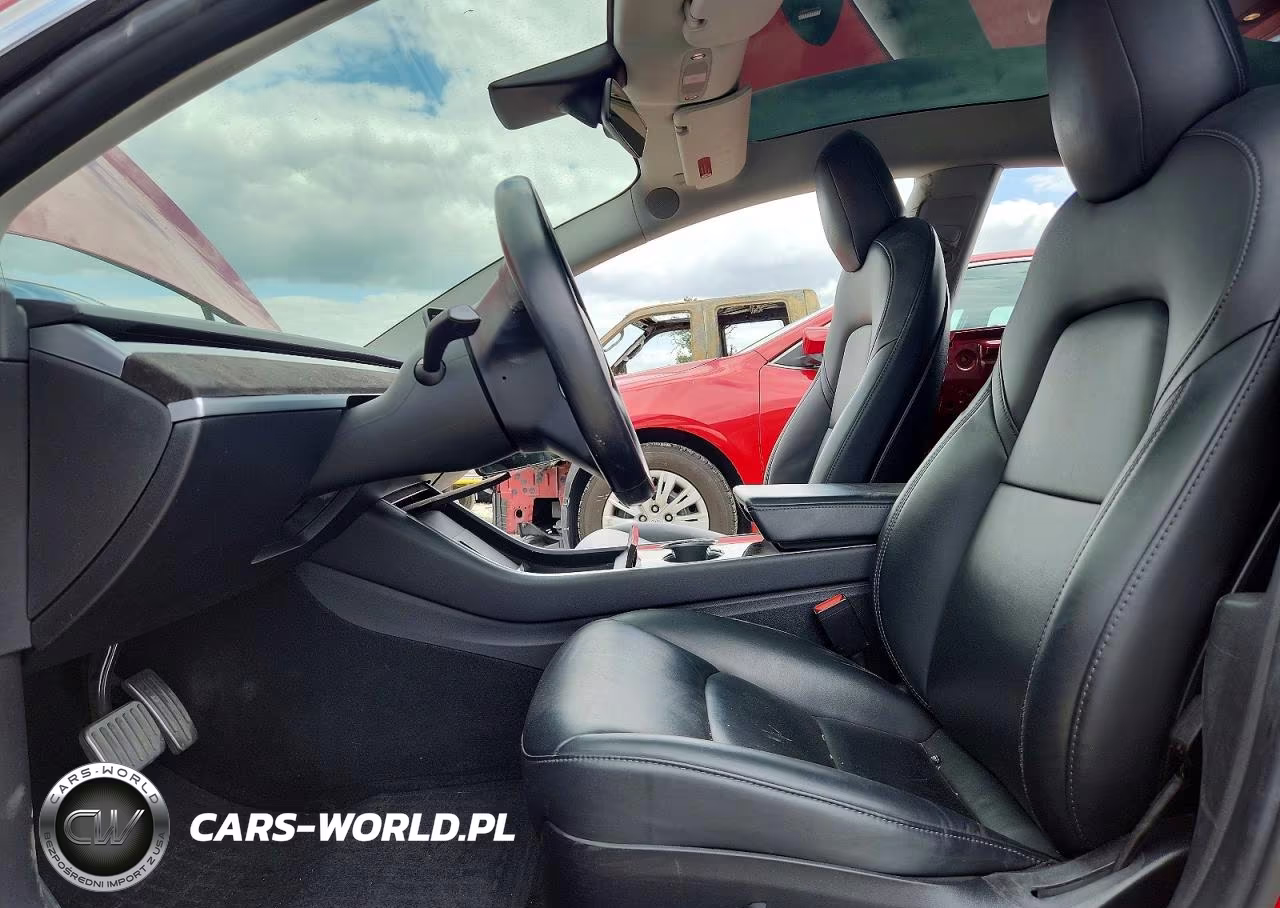 2018 Tesla Model 3 VIN:5YJ3E1EB3JF085031 - 7