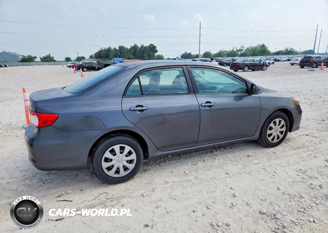 2011 Toyota Corolla Le VIN:2T1BU4EE3BC673396 - 3
