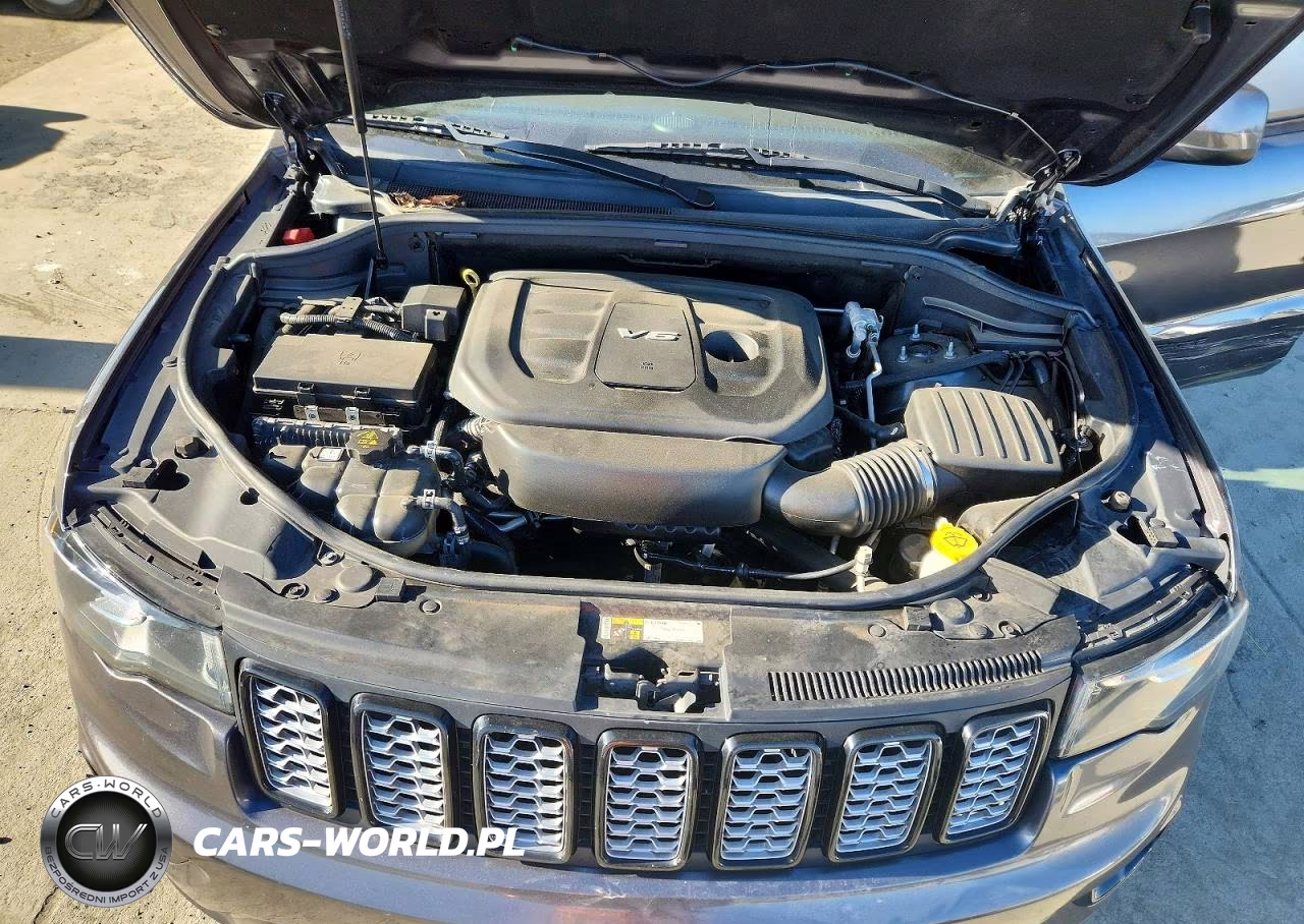 2018 Jeep Grand Cherokee Laredo VIN:1C4RJEAG6JC485239 - 12