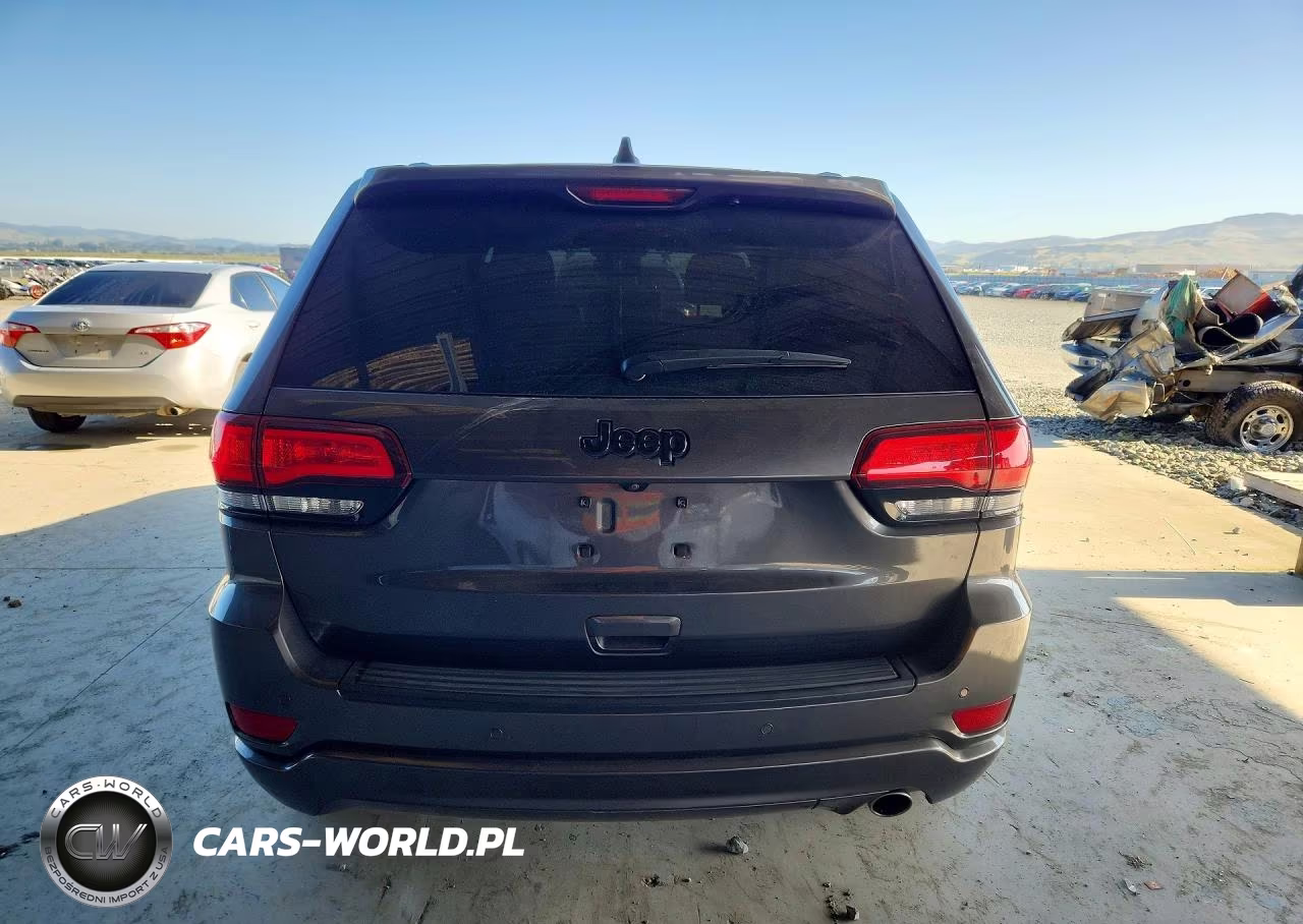 2018 Jeep Grand Cherokee Laredo VIN:1C4RJEAG6JC485239 - 6