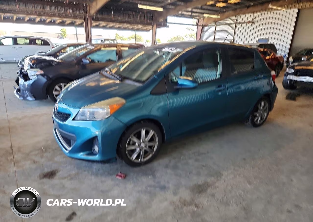 2012 Toyota Yaris 5-Door Se