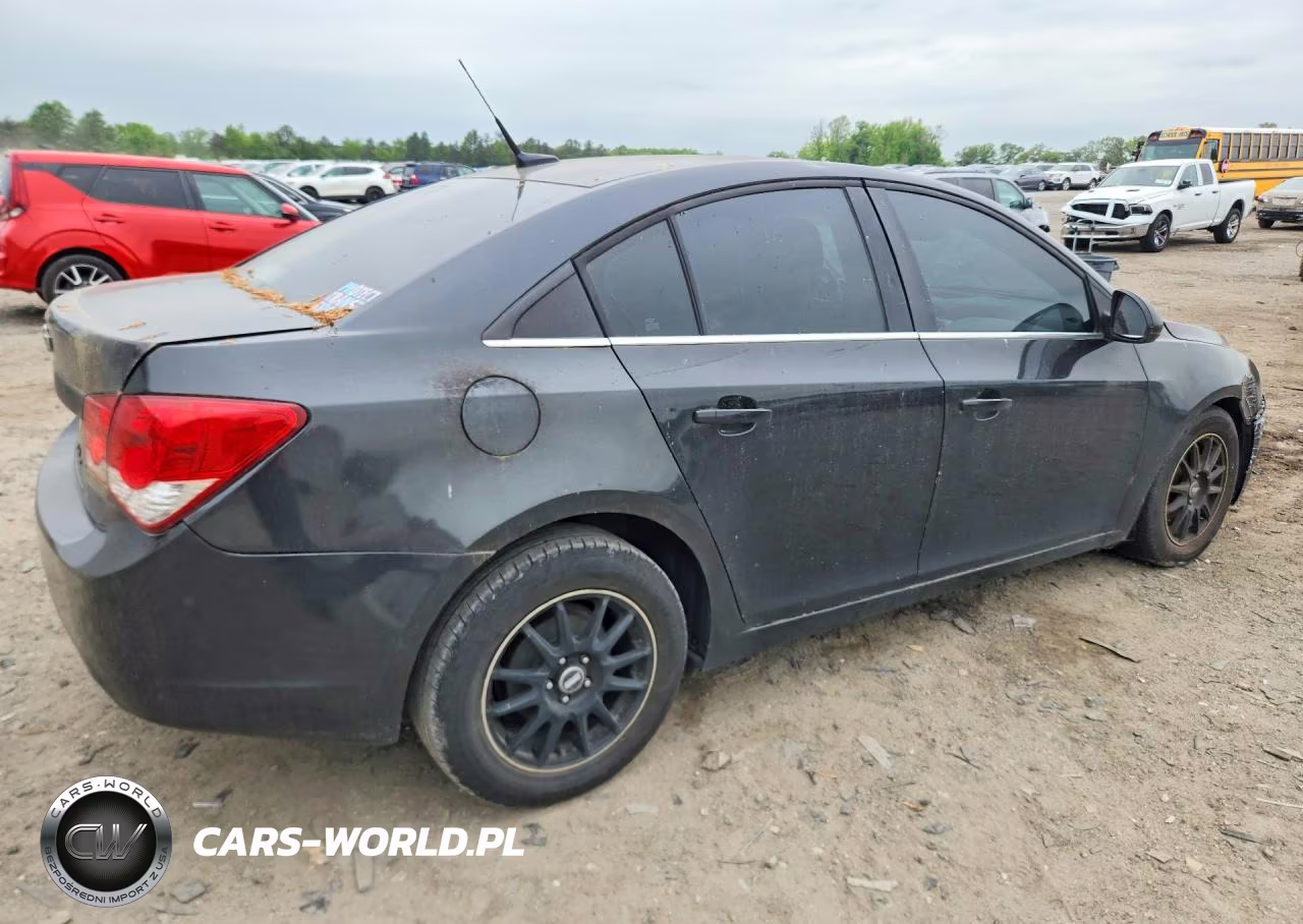 2012 Chevrolet Cruze Ls VIN:1G1PD5SH2C7393474 - 3