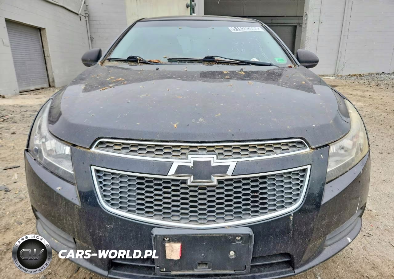 2012 Chevrolet Cruze Ls VIN:1G1PD5SH2C7393474 - 5