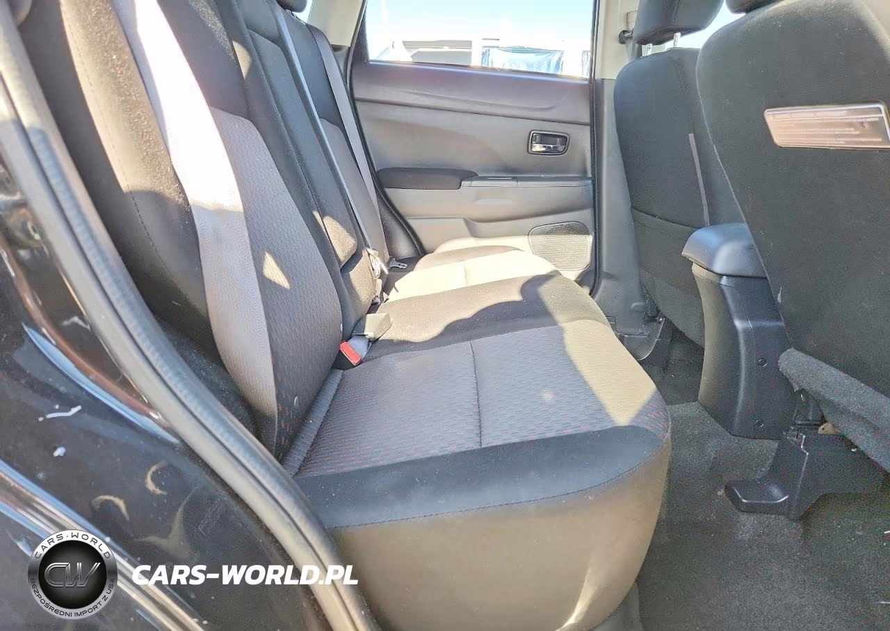 2017 Mitsubishi Outlander Sport Es VIN:JA4AP3AU2HZ042898 - 10