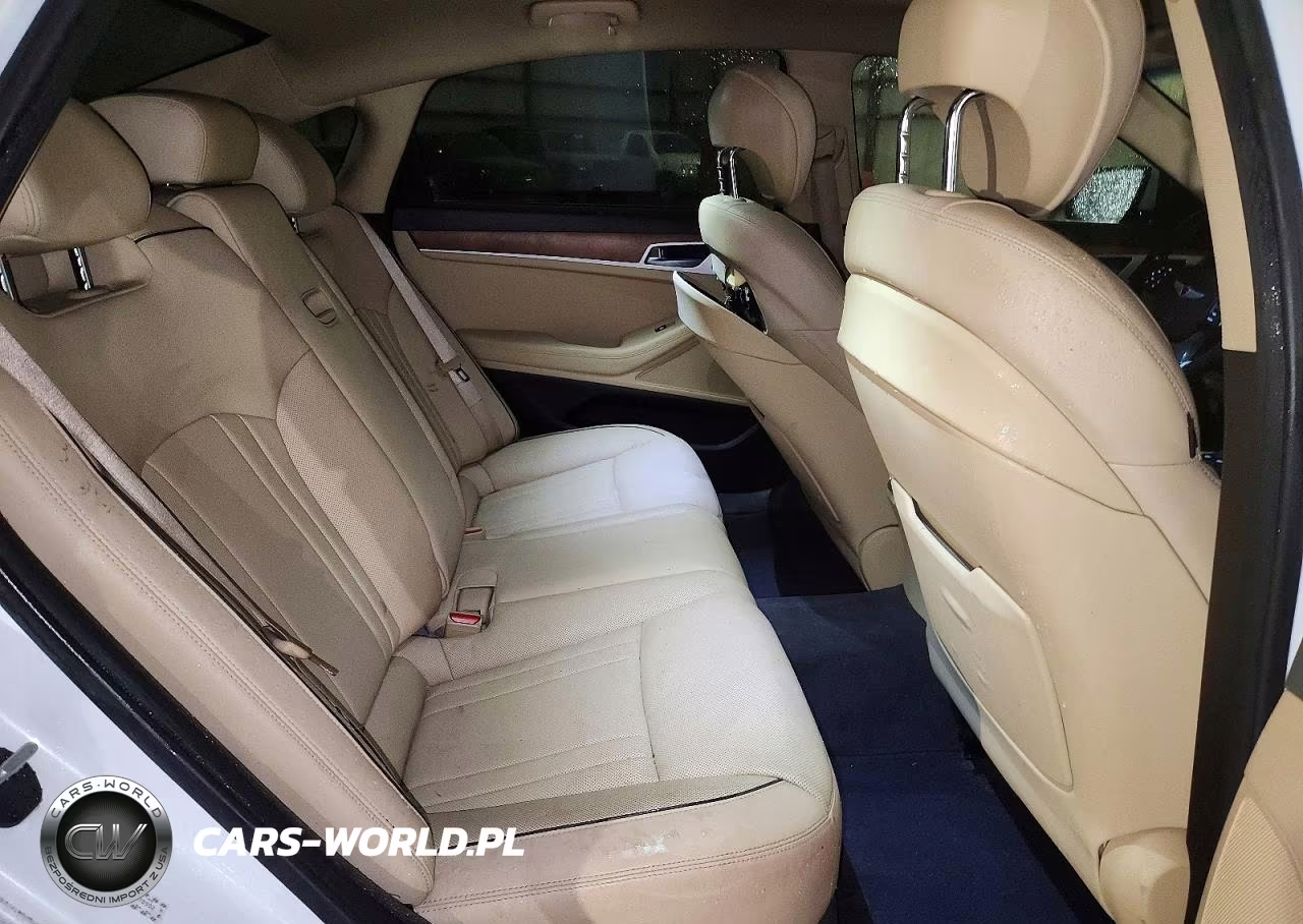 2015 Hyundai Genesis 5.0L VIN:KMHGN4JFXFU070502 - 10