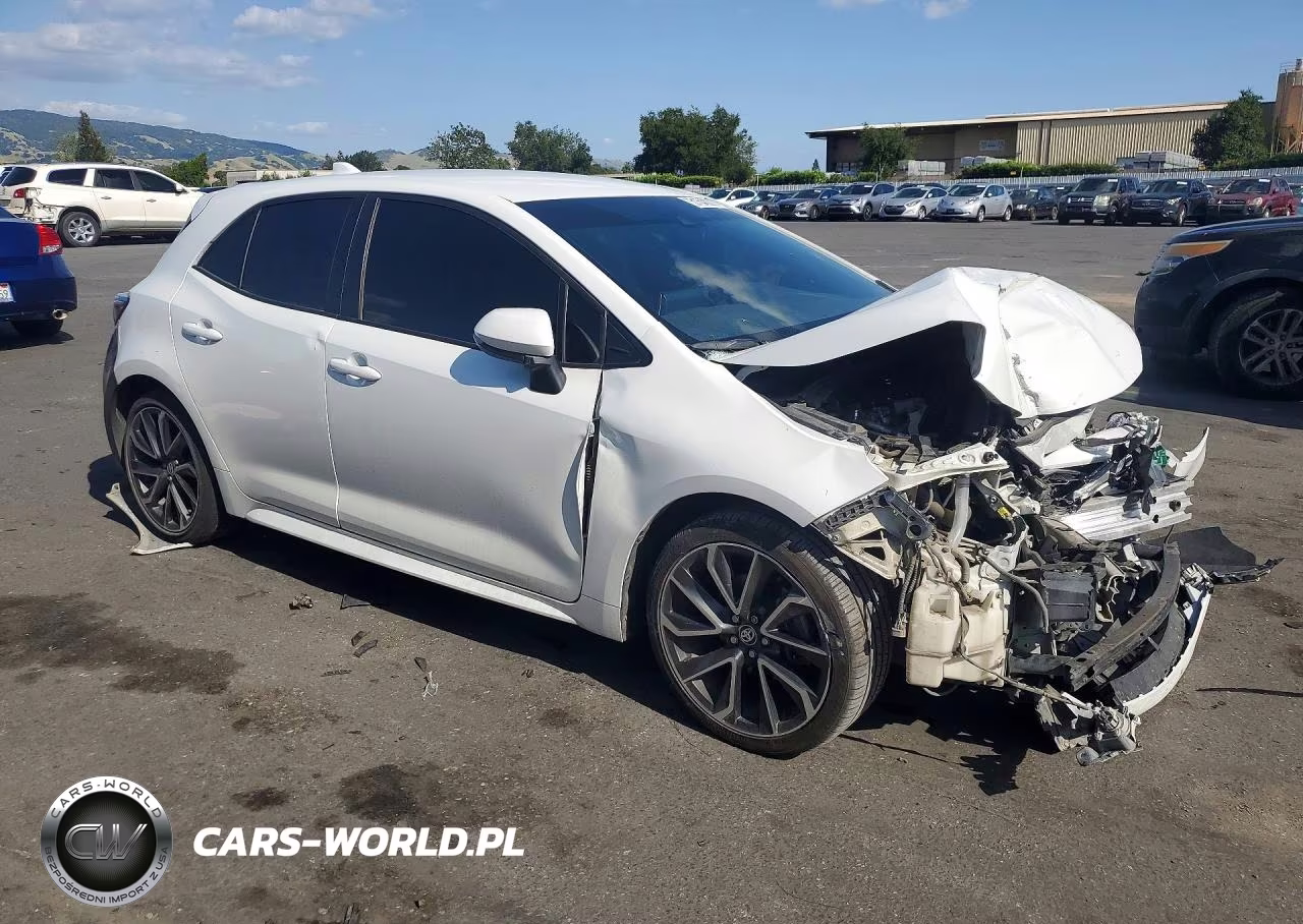 2022 Toyota Corolla Xse VIN:JTNA4MBE1N3174993 - 4