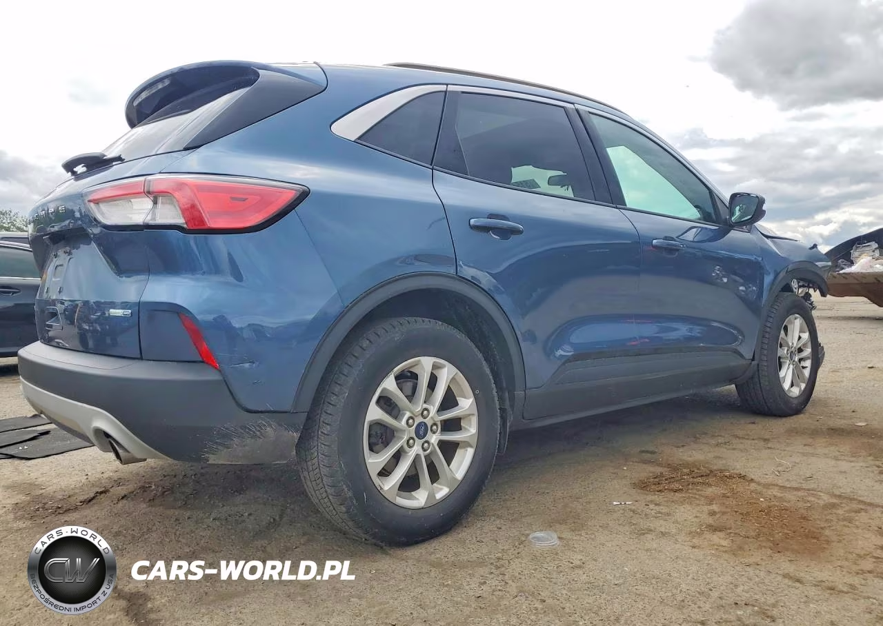 2020 Ford Escape Se VIN:1FMCU9G60LUB86843 - 3