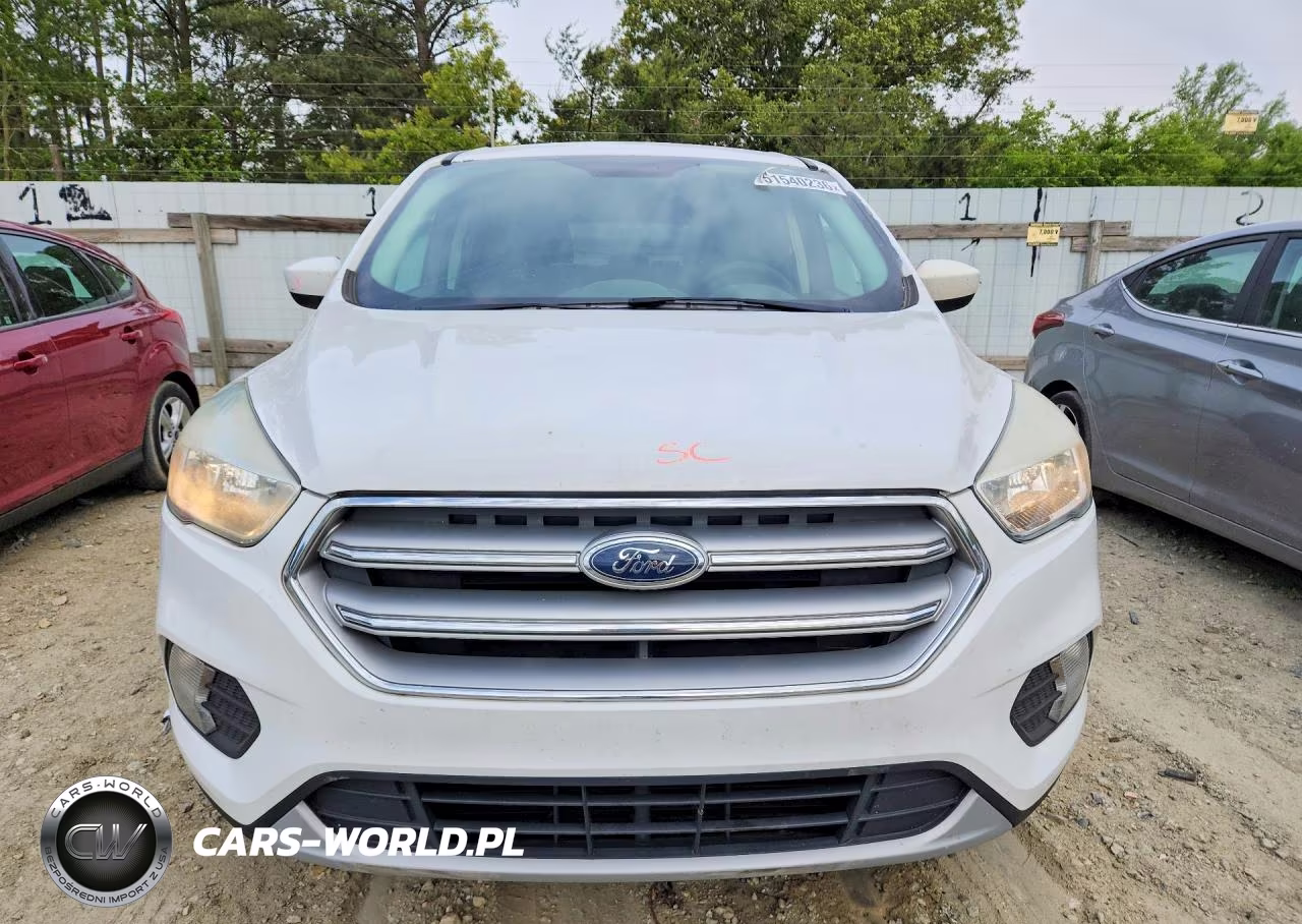 2017 Ford Escape Se VIN:1FMCU0GD8HUA52700 - 5