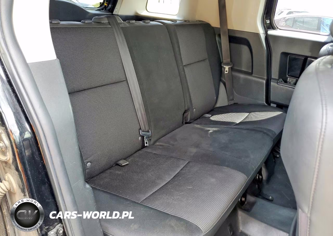2011 Toyota Fj Cruiser Base VIN:JTEZU4BF8BK011111 - 10