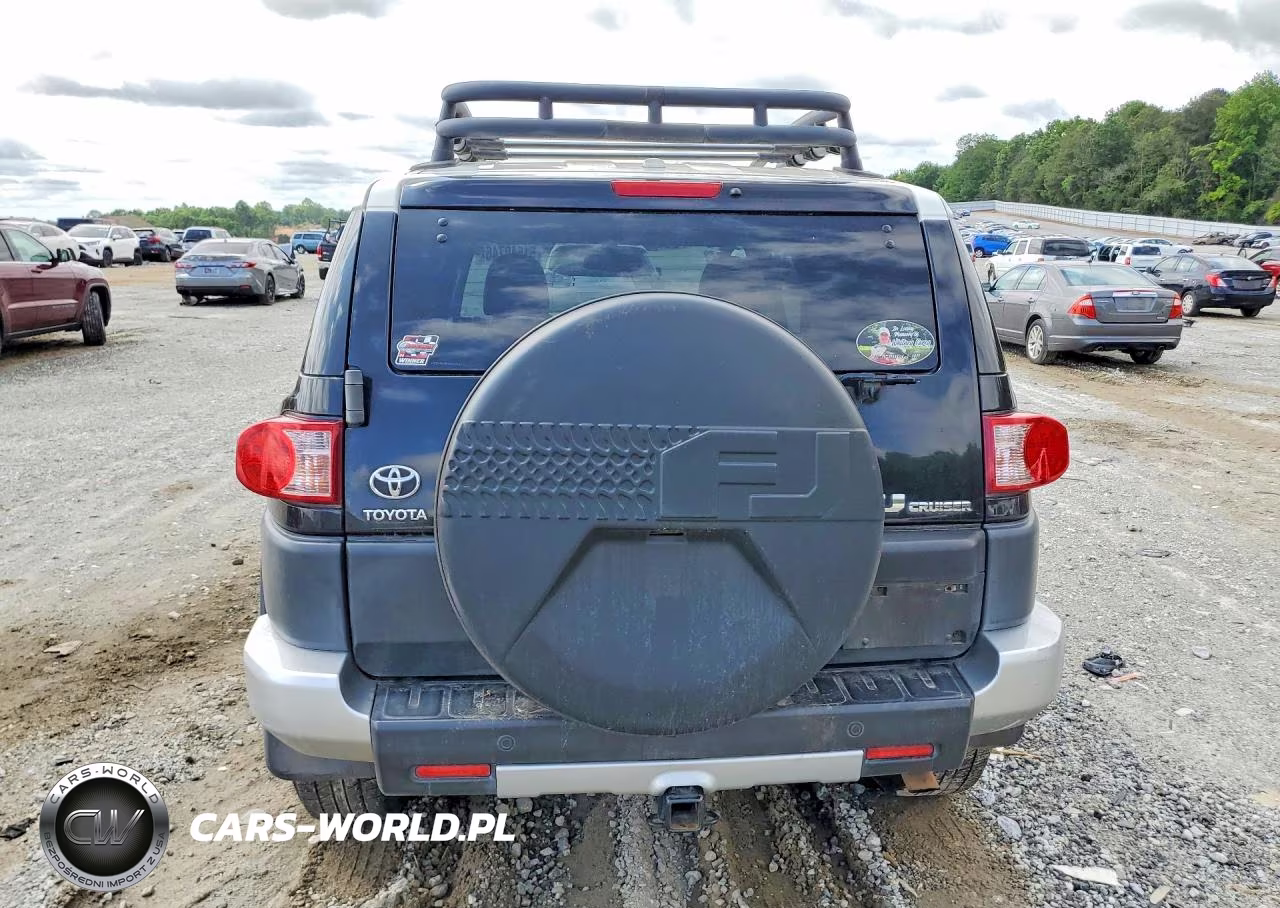 2011 Toyota Fj Cruiser Base VIN:JTEZU4BF8BK011111 - 6