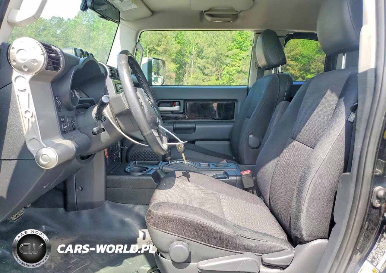 2011 Toyota Fj Cruiser Base VIN:JTEZU4BF8BK011111 - 7