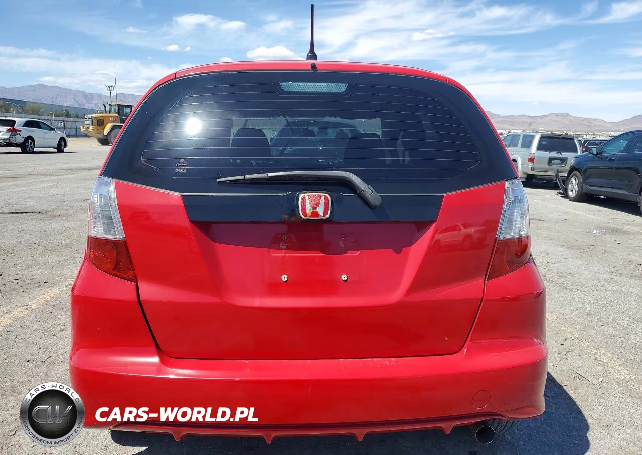 2013 Honda Fit VIN:JHMGE8H34DC076207 - 6