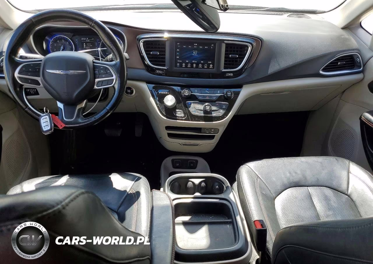 2019 Chrysler Pacifica Touring L VIN:2C4RC1BG7KR651228 - 8