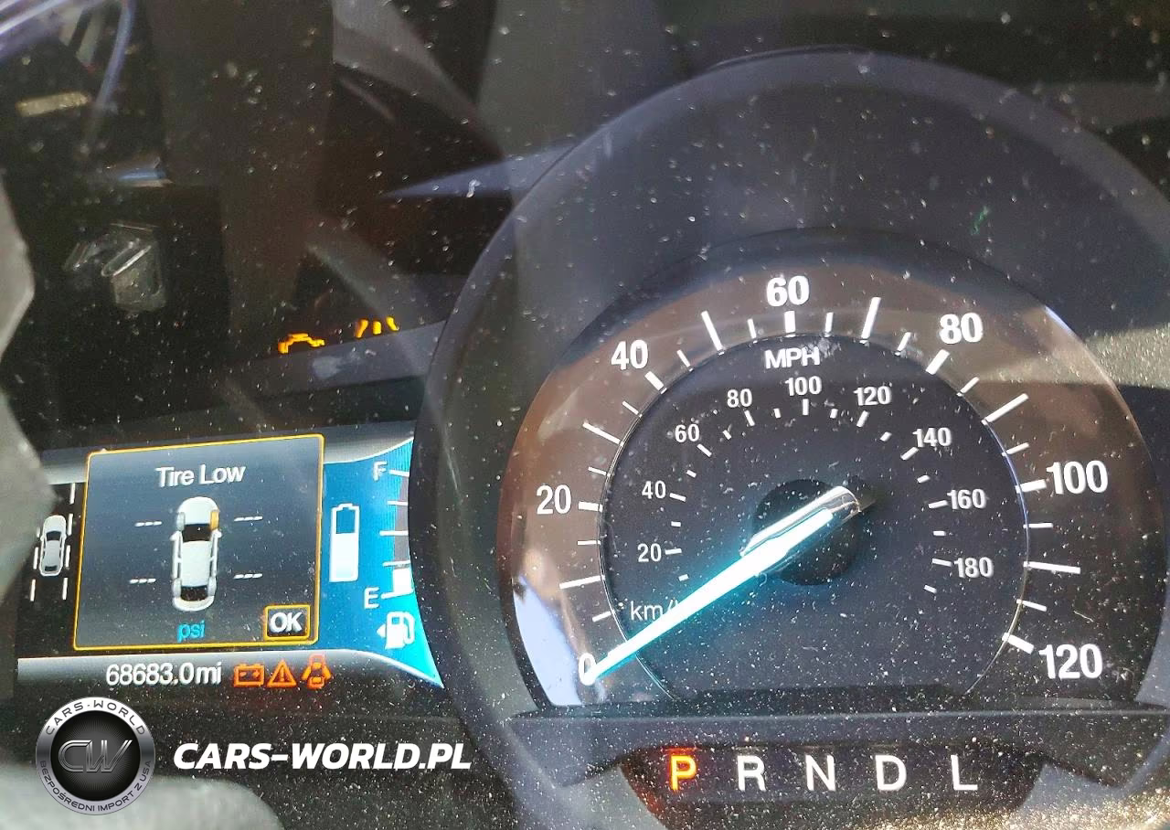 2019 Ford Fusion Se VIN:3FA6P0LU7KR185015 - 9