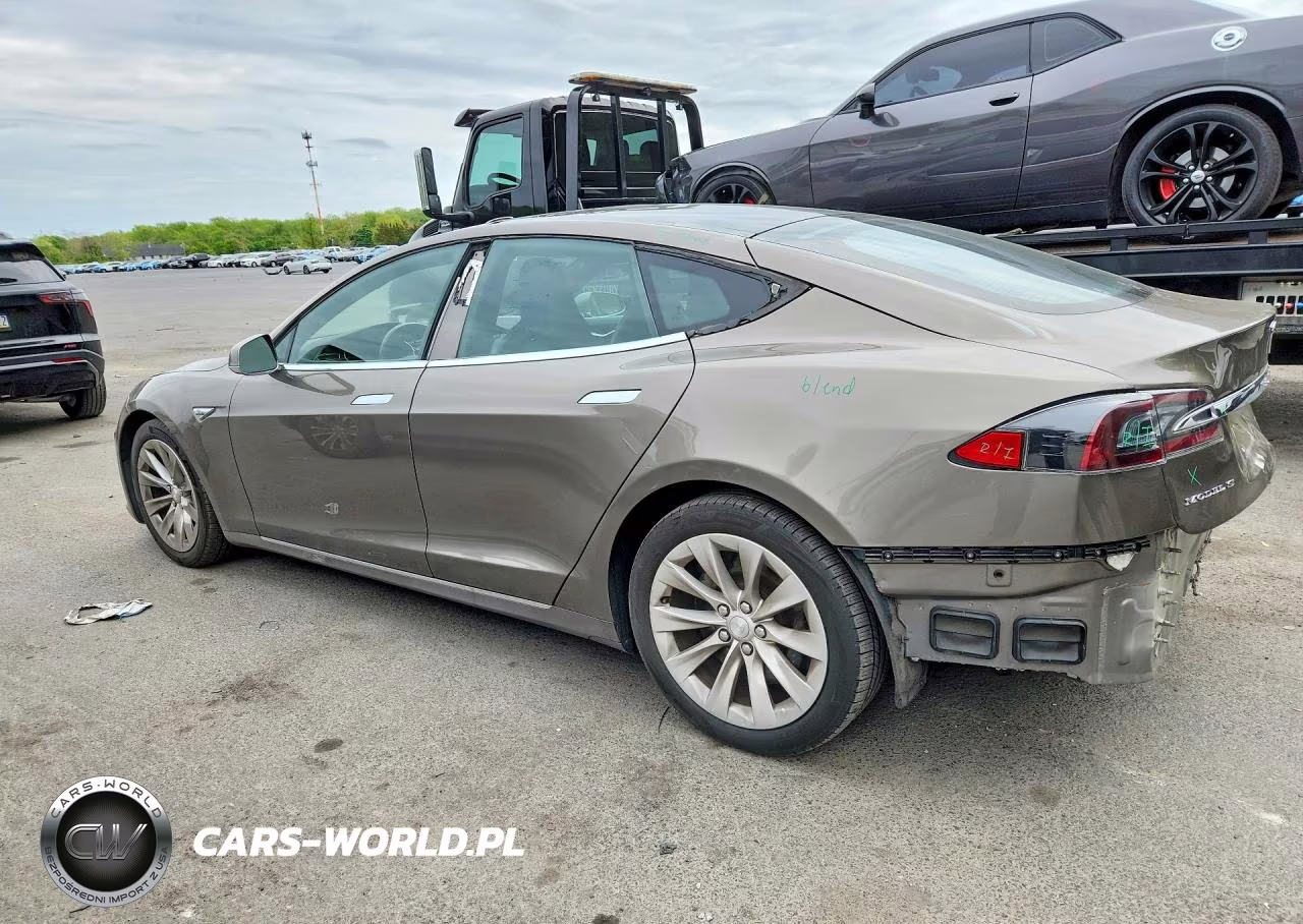2016 Tesla Model S VIN:5YJSA1E1XGF159181 - 2