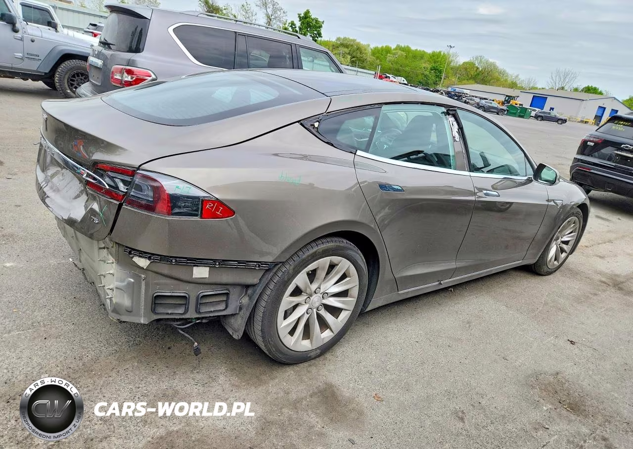 2016 Tesla Model S VIN:5YJSA1E1XGF159181 - 3