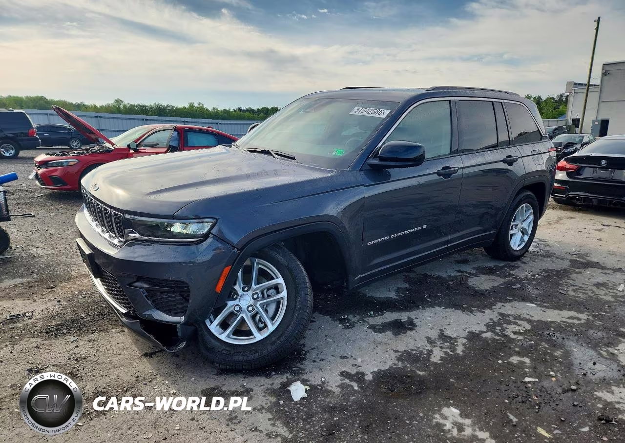 2025 Jeep Grand Cherokee Laredo