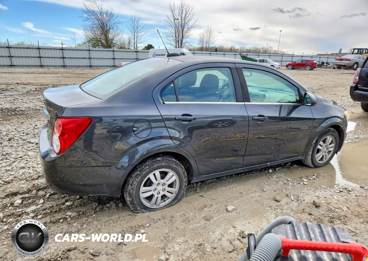 2015 Chevrolet Sonic Lt VIN:1G1JC5SG3F4160516 - 3