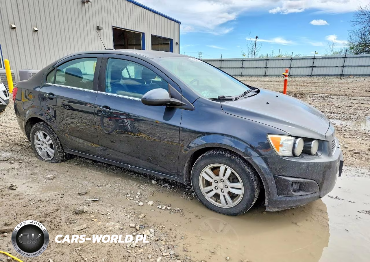 2015 Chevrolet Sonic Lt VIN:1G1JC5SG3F4160516 - 4