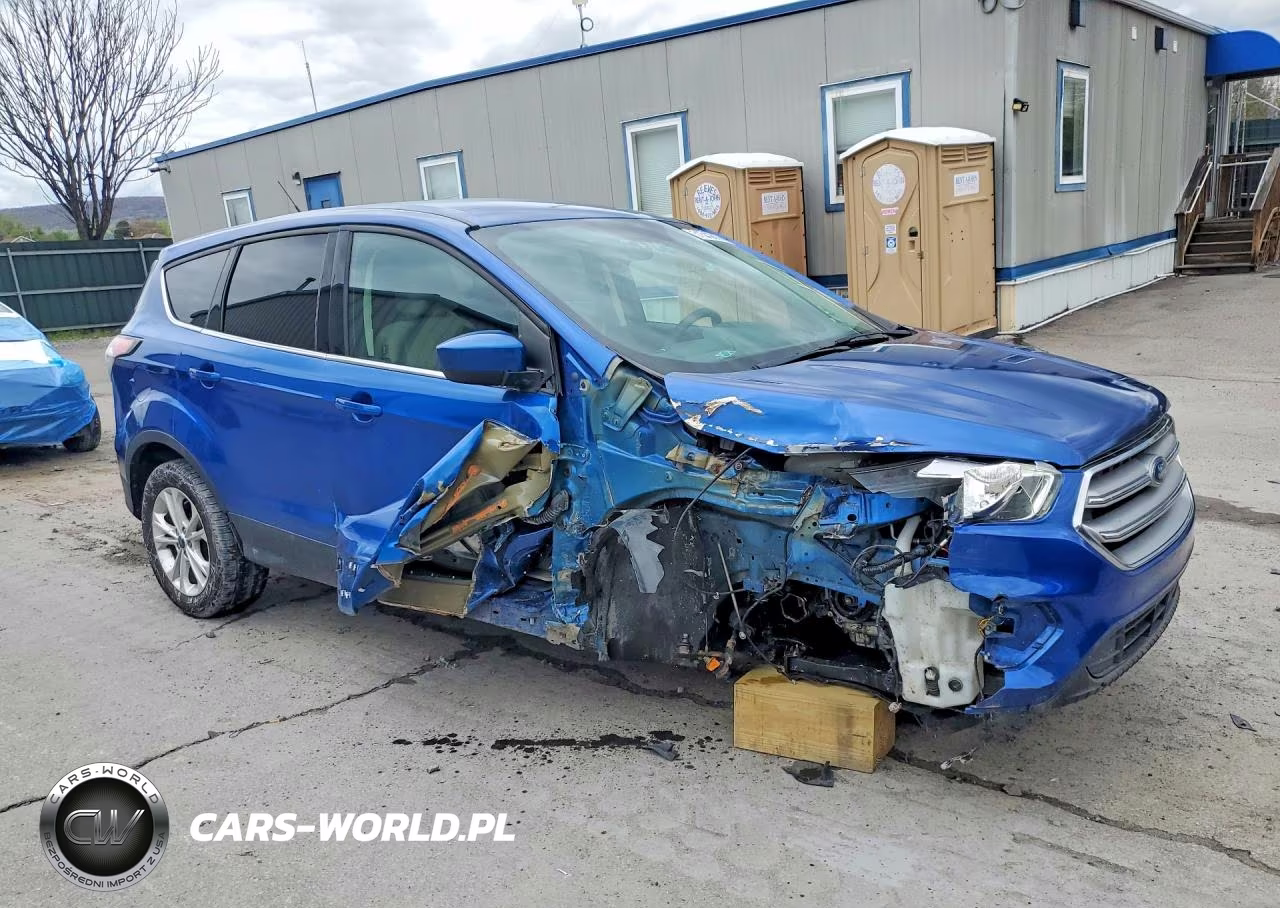 2017 Ford Escape Se VIN:1FMCU0GD0HUA02308 - 4
