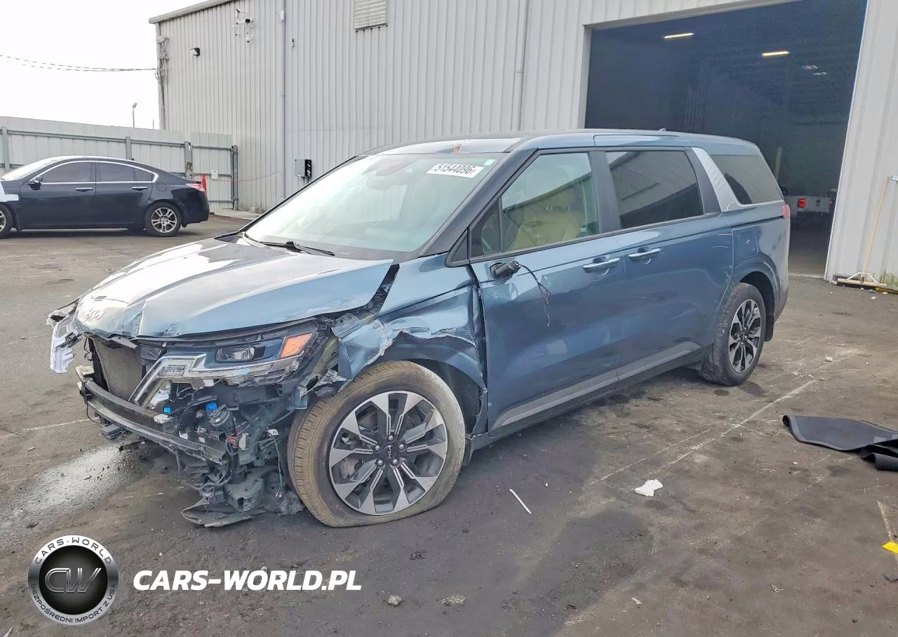2022 Kia Carnival Ex
